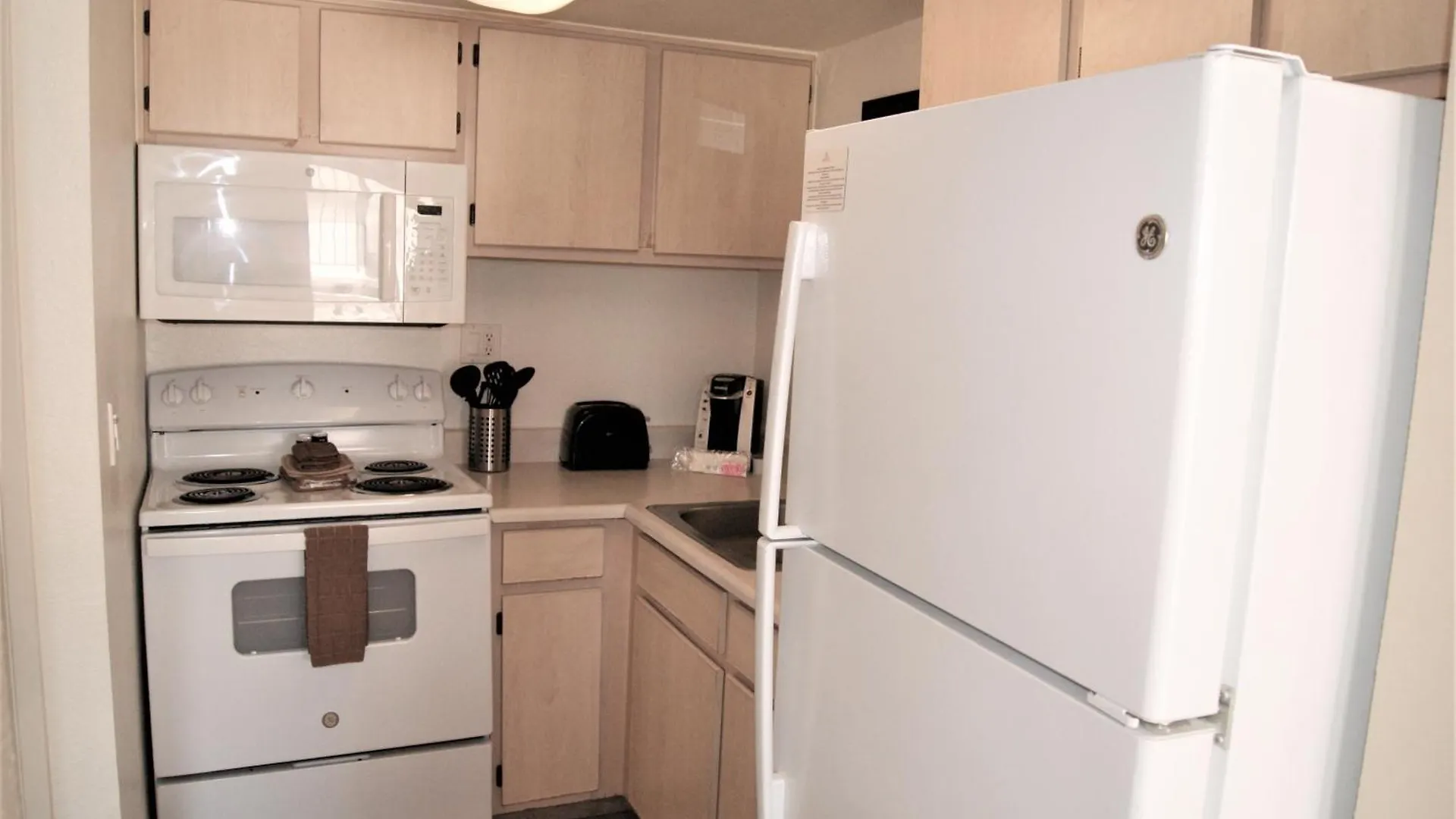 סקוטסדייל 142 Fully Furnished 1Br Suite-Pet Friendly דירה